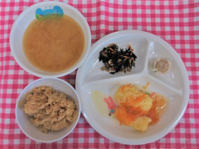 １０月３日（火）