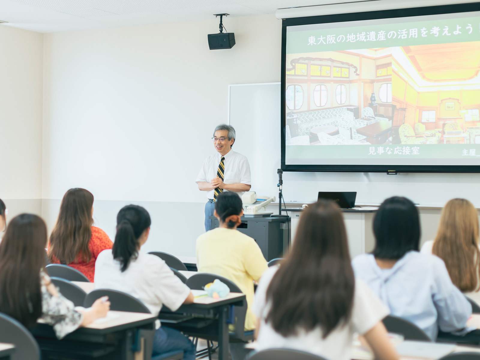 学芸学部 リベラルアーツ学科