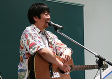絵本作家藤本氏講演会